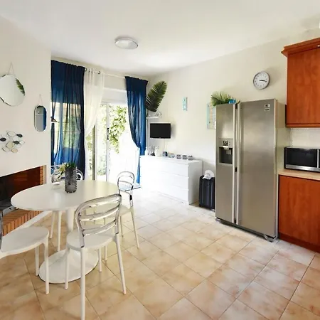 Oikos * 卡尼奥提